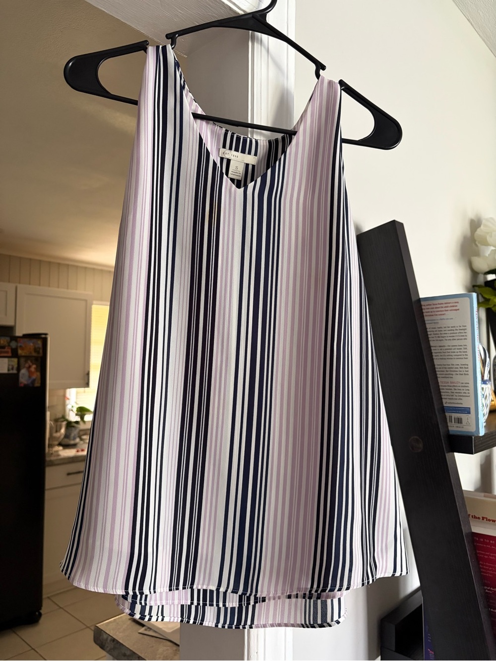 Lightweight Striped V-Neck Tank Top in Navy & Soft Pink